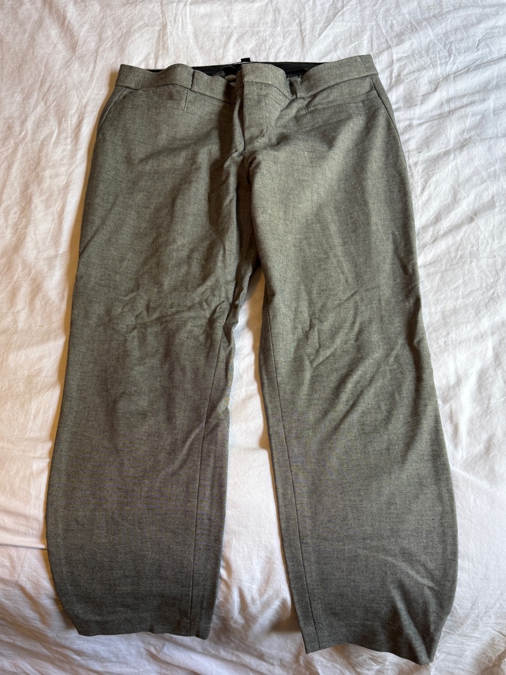 Banana Republic Grey Women's Dress Pants - Straight Fit